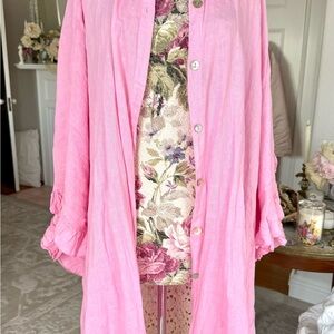 100% Linen from Italy pink long shirt with ruffled edged sleeves button down XL